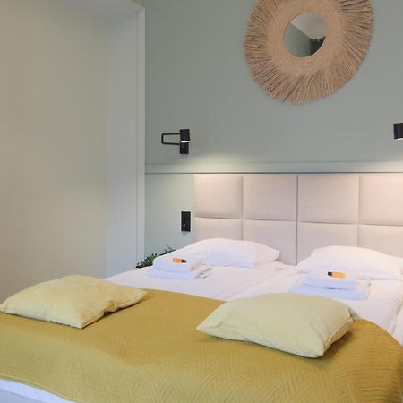 Classic Apartments Pilsudskiego Street คราคูฟ ภายนอก รูปภาพ