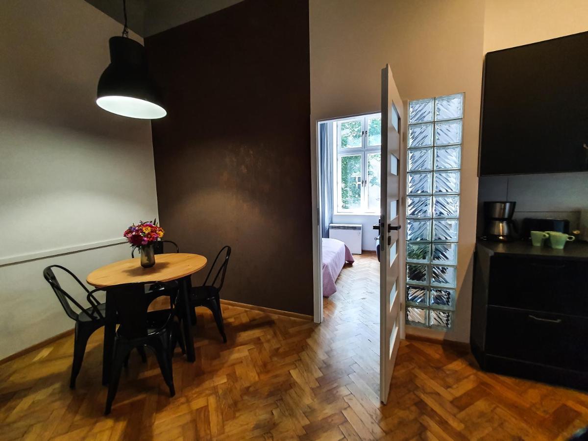 Classic Apartments Pilsudskiego Street คราคูฟ ภายนอก รูปภาพ