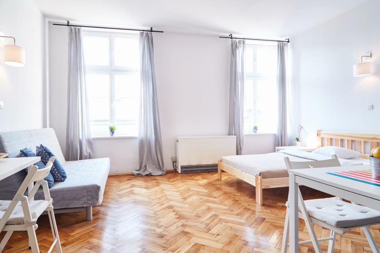 Classic Apartments Pilsudskiego Street คราคูฟ ภายนอก รูปภาพ